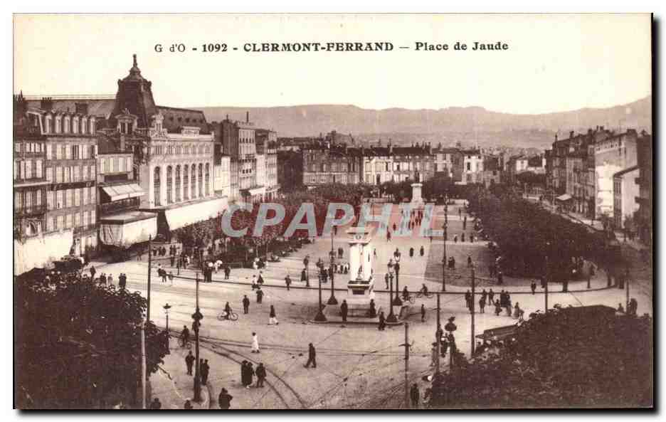 CPA Clermont Ferrand Place de Jaude