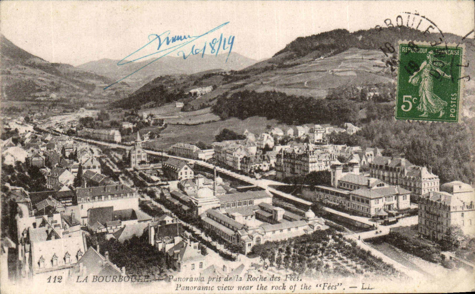 CPA La Bourboule Panorama pris de la Roche des Fees 