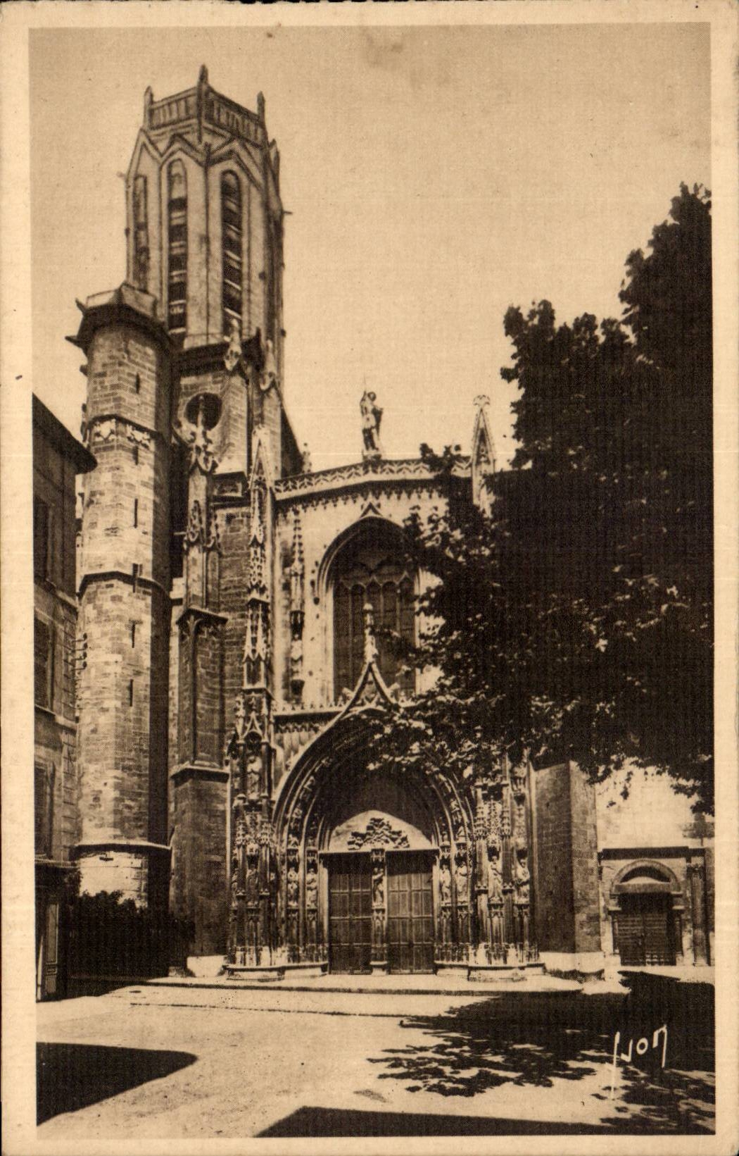 Arles - Cathedrale Saint Sauveur CPA 