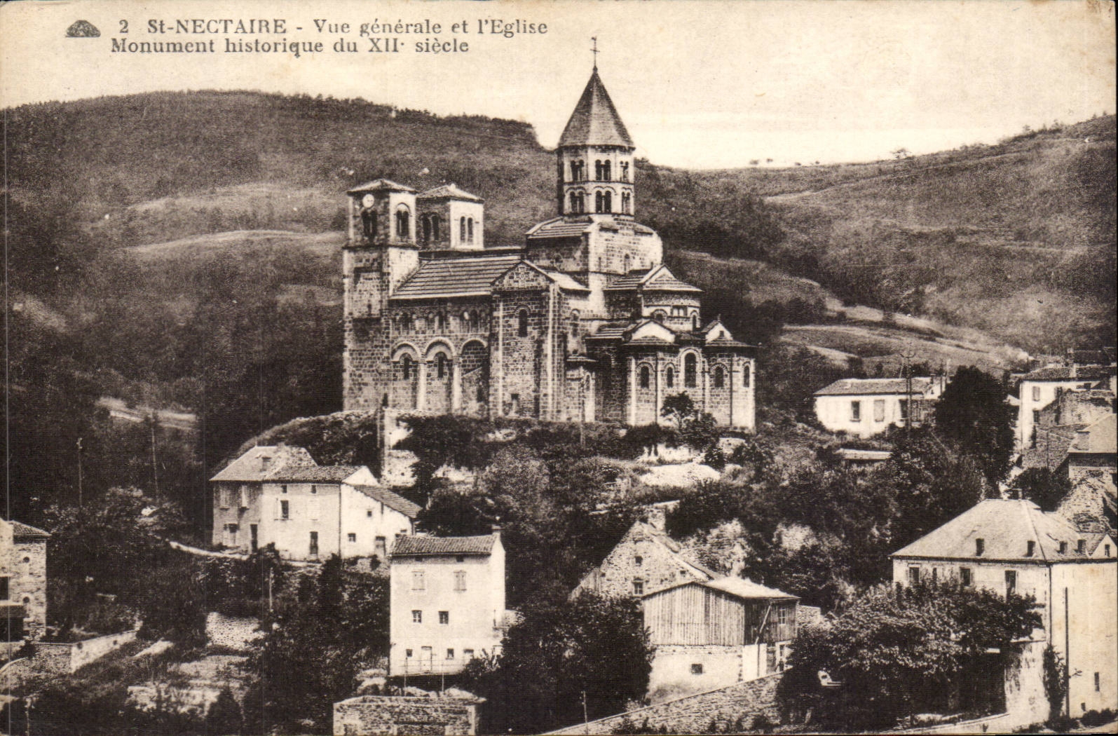Saint Nectaire - Vue Generale et l'Eglise CPA 