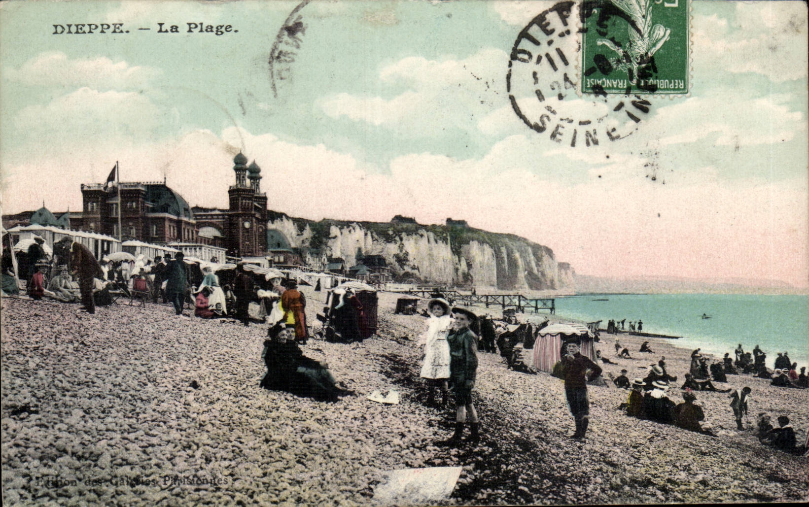 Dieppe - La Plage - enfants - children CPA 