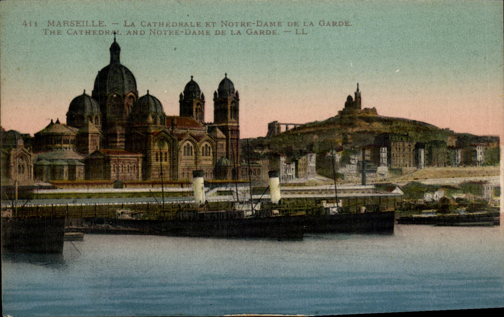 Marseille - La Cathedrale et Notre Dame de la Garde - CPA 