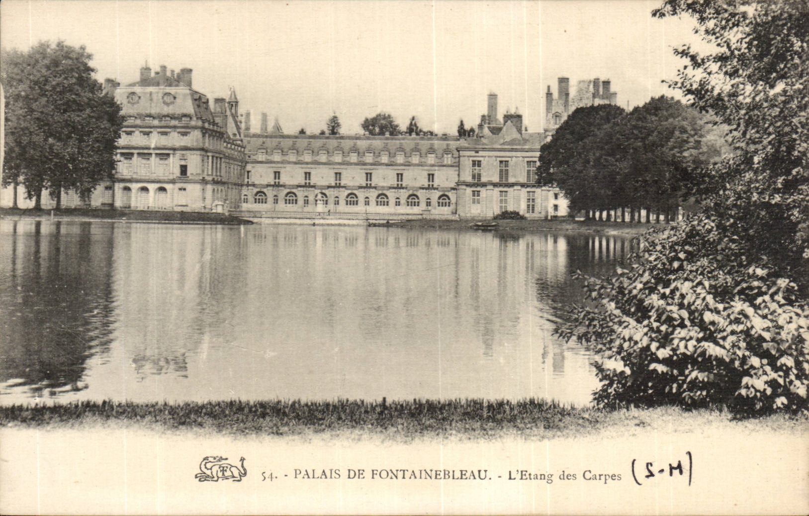 Palais de Fontainebleau — L'Etang des Carpes — (S-M) n°54