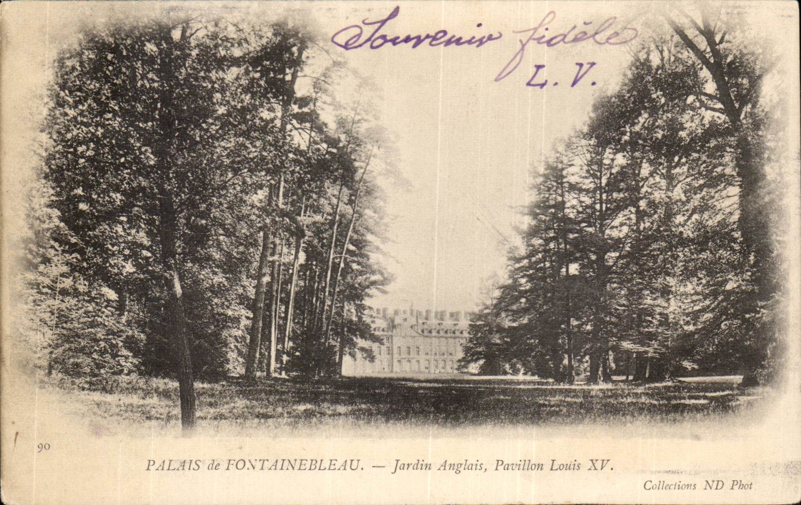 Palazzo di Fontainebleau — Giardino Inglese, Padiglione di Luigi XV — Collections ND Phot