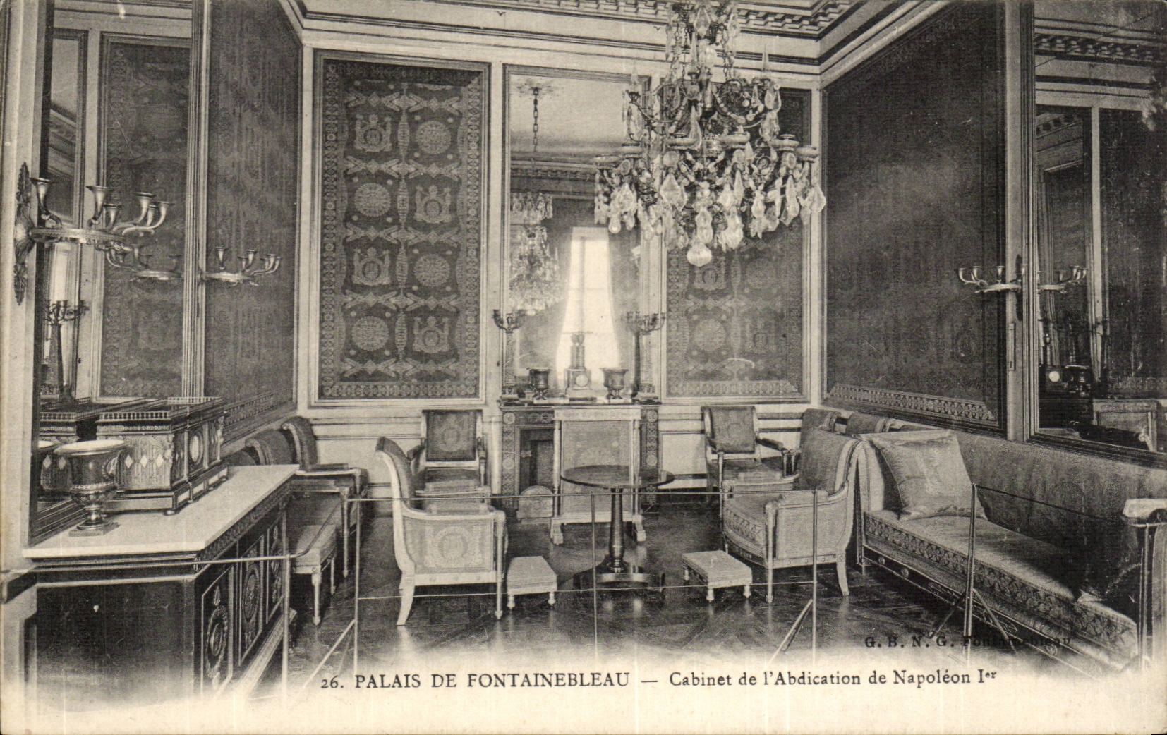 Palais de Fontainebleau — Cabinet de l'Abdication de Napoléon Ier — G.B.N.G.