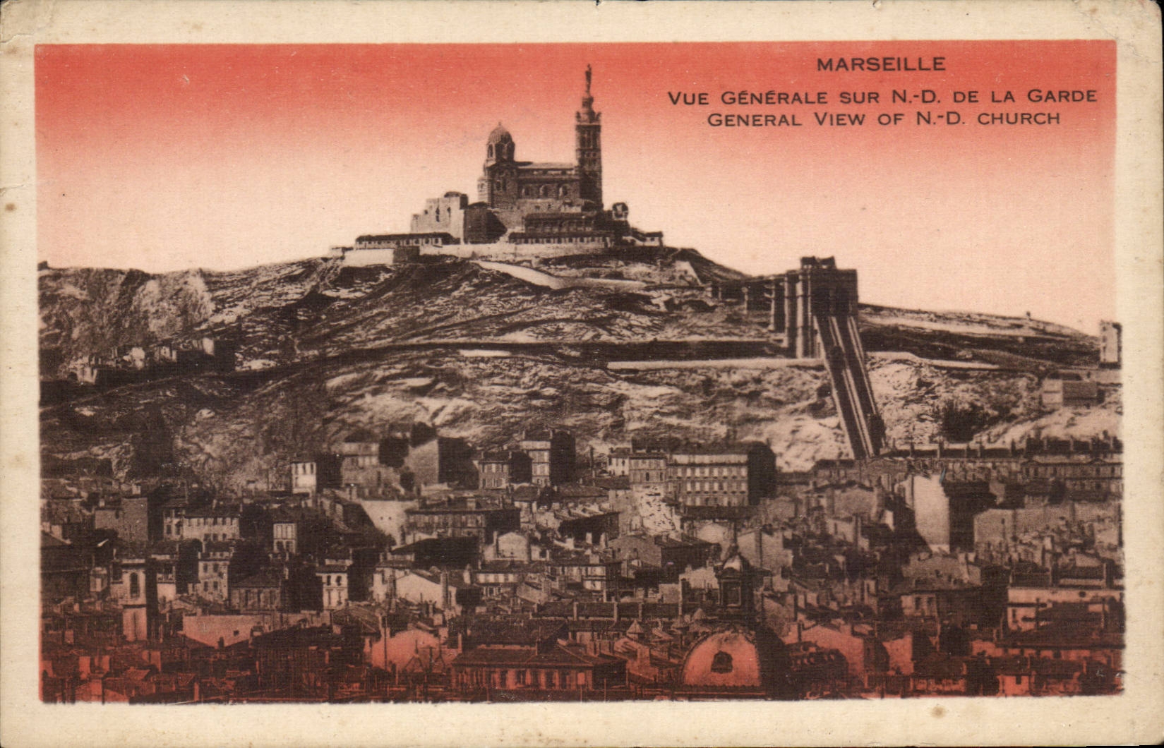 CPA Marseille Vue generale sur ND de al Garde