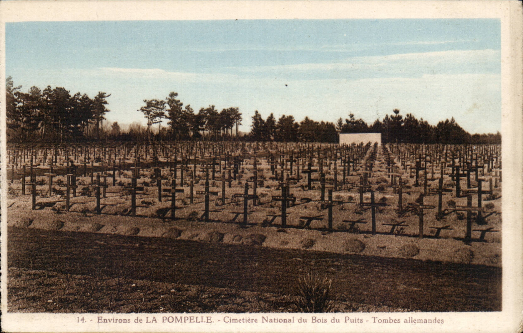 CPA Environs de la Pompelle Cimetiere national du bois du puits Tombes allemandes