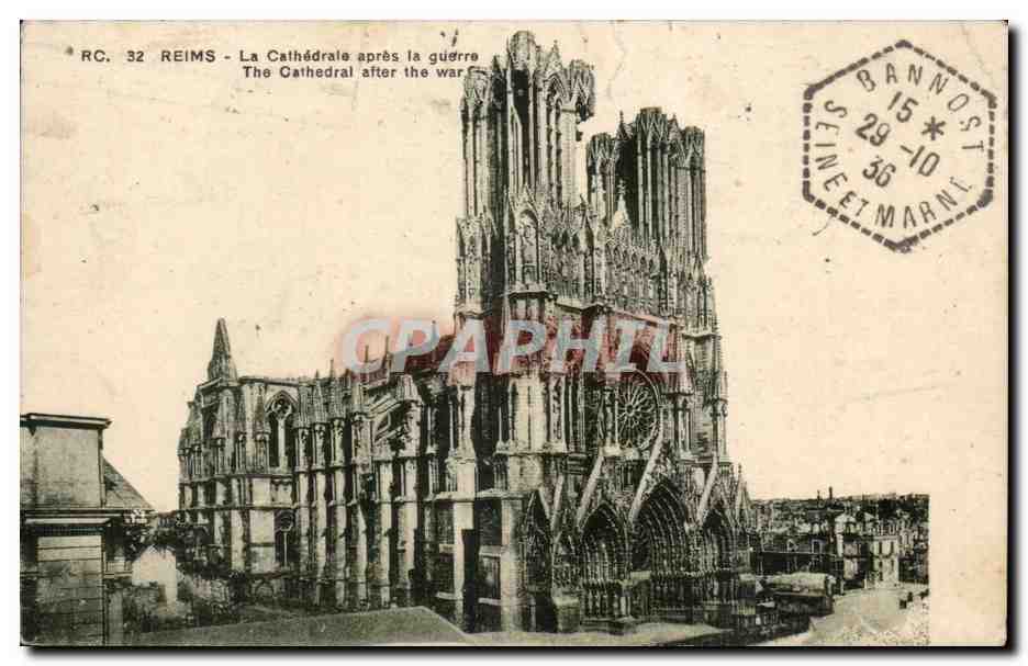 CPA Reims La cathedrale apres la guerre