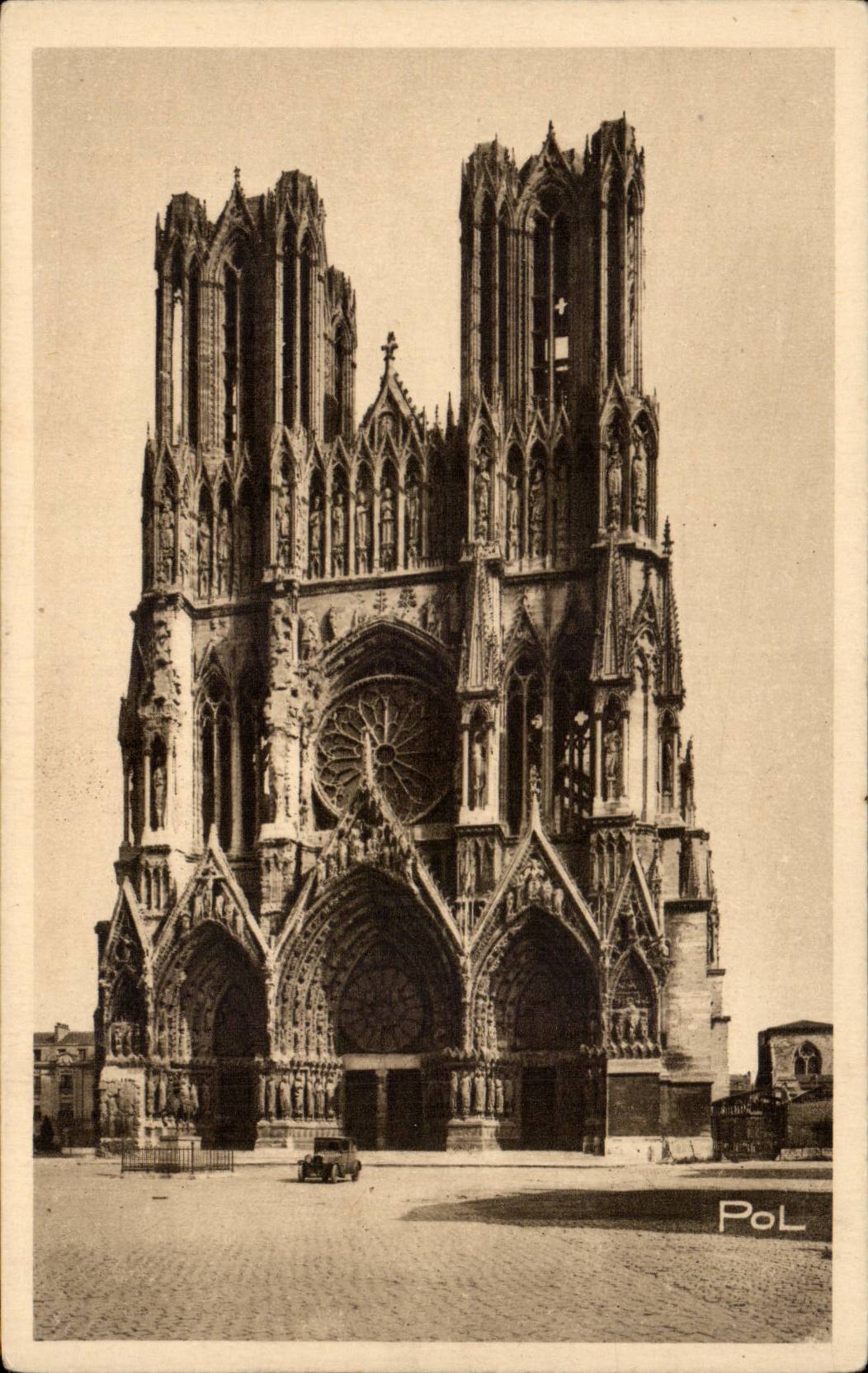 CPA Reims La cathedrale