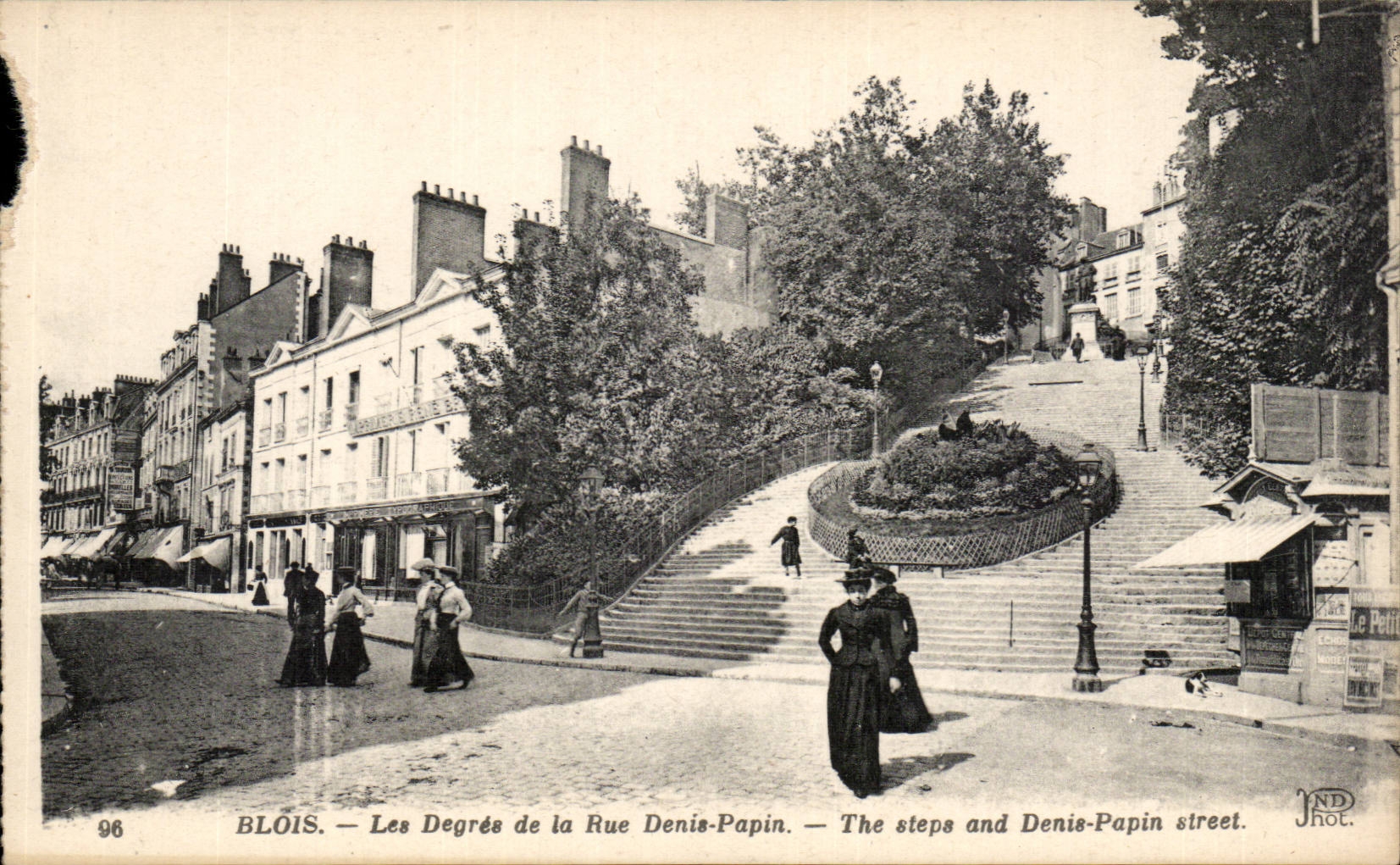 Blois — Les Degrés de la Rue Denis-Papin — JND Phot.