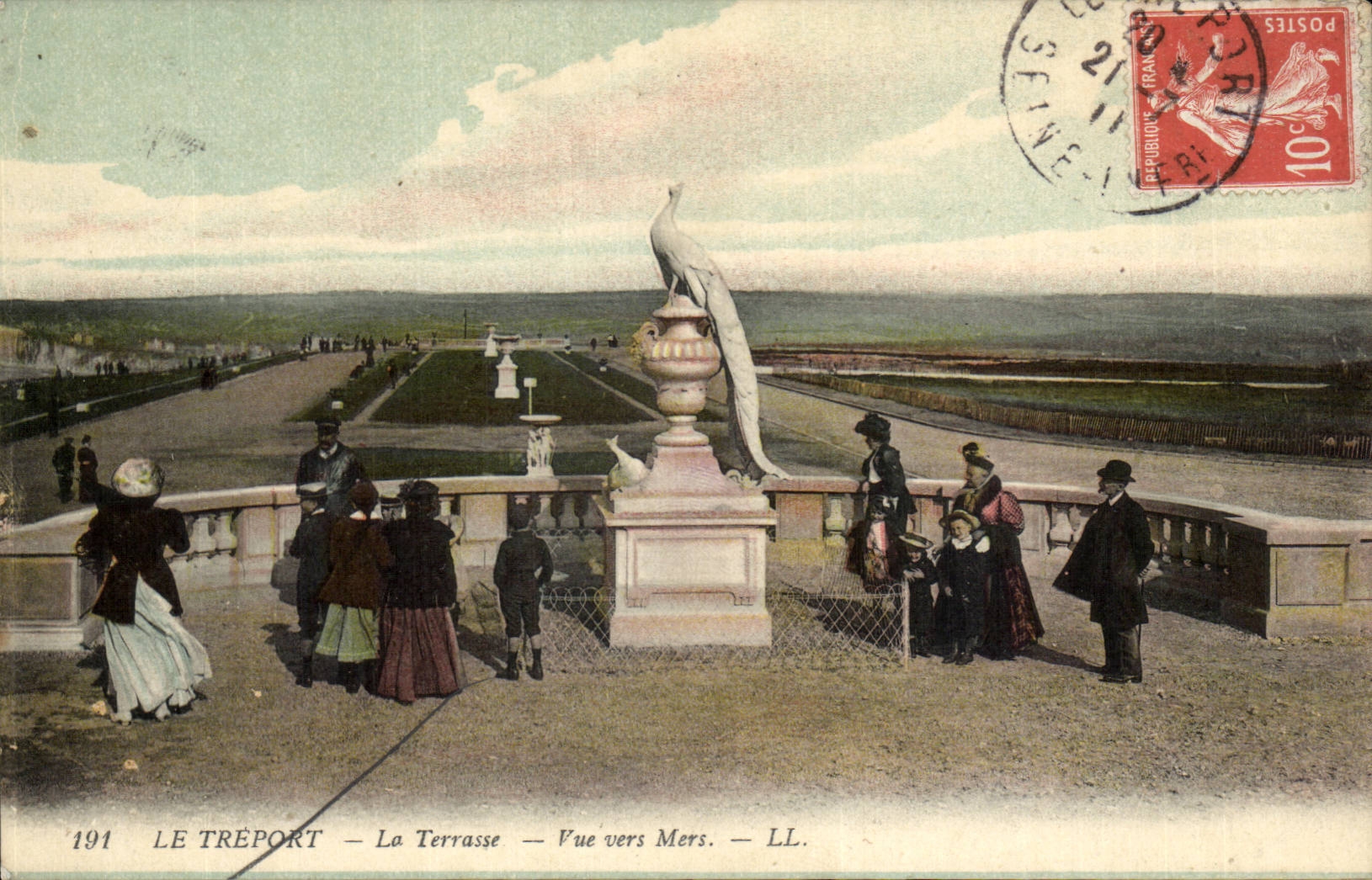 CPA Le Treport La terrasse Vue vers Mers