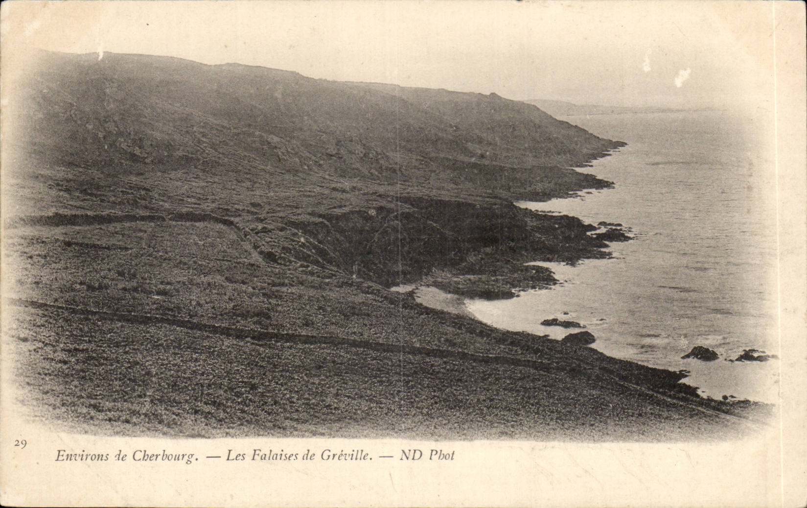 Environs de Cherbourg — Les Falaises de Gréville — ND Phot