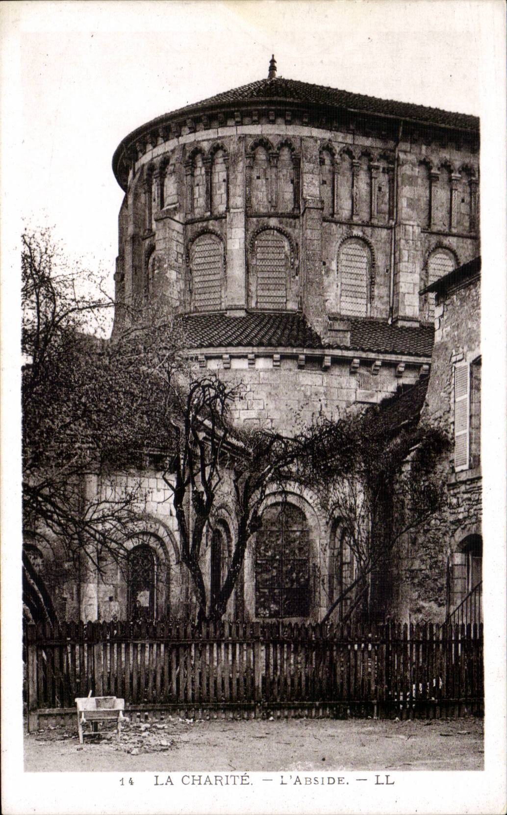 La Charité — L'Abside — LL