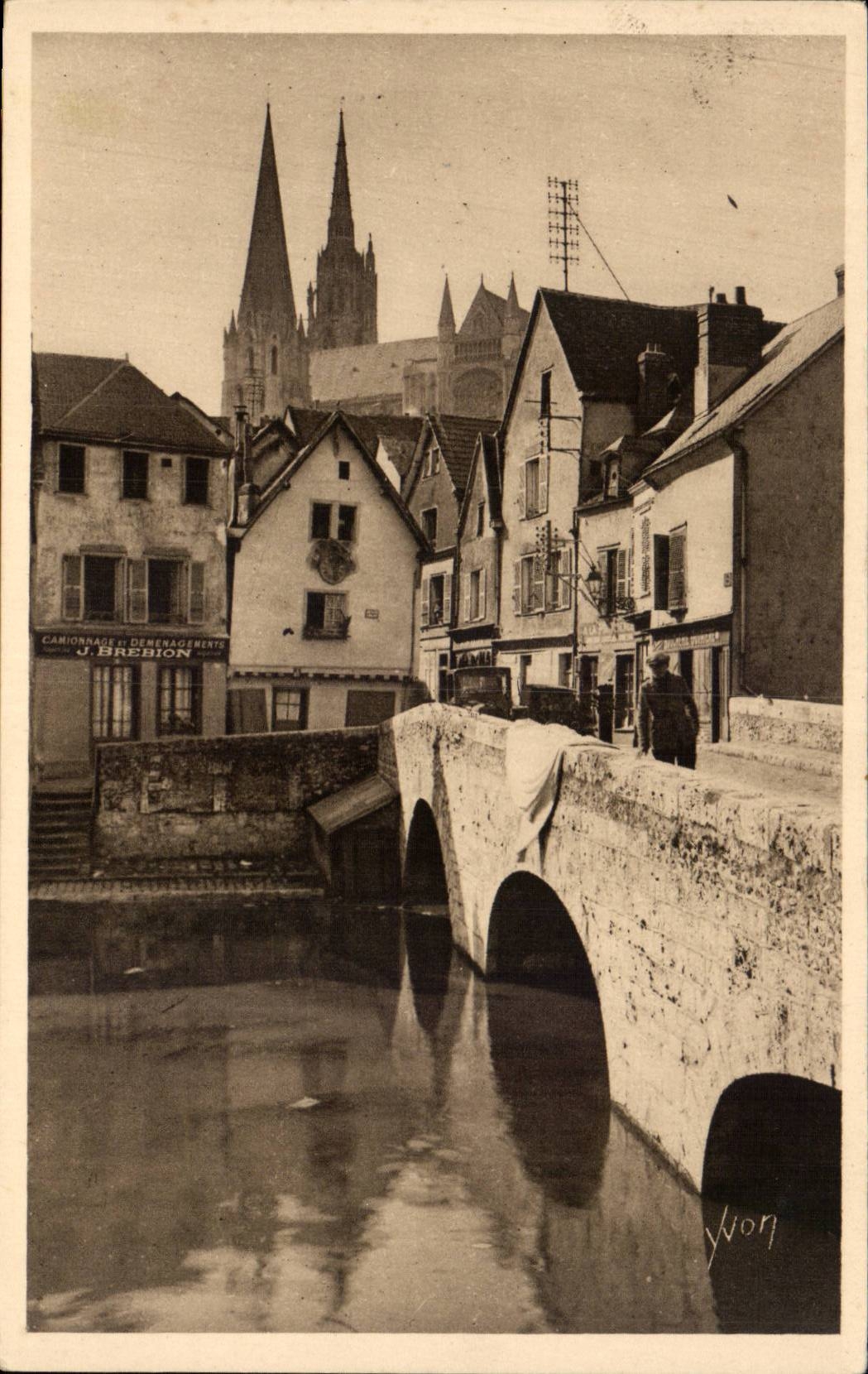 Chartres (Eure-et-Loir) — Vieux Pont et Vieilles Maisons — Éditions d'Art Yvon