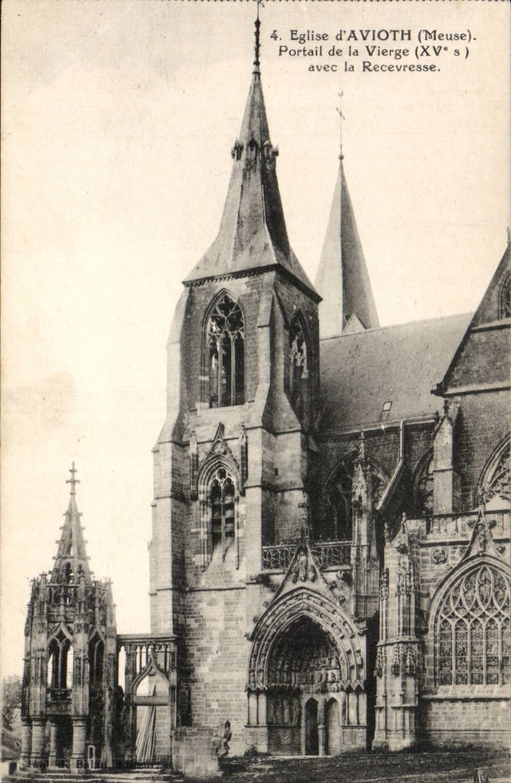 CPA Eglise d'Avioth Portail de la vierge avec la Recevesse