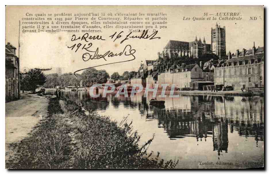 Auxerre — Les Quais et la Cathédrale — Toulot, éditeur, Auxerre