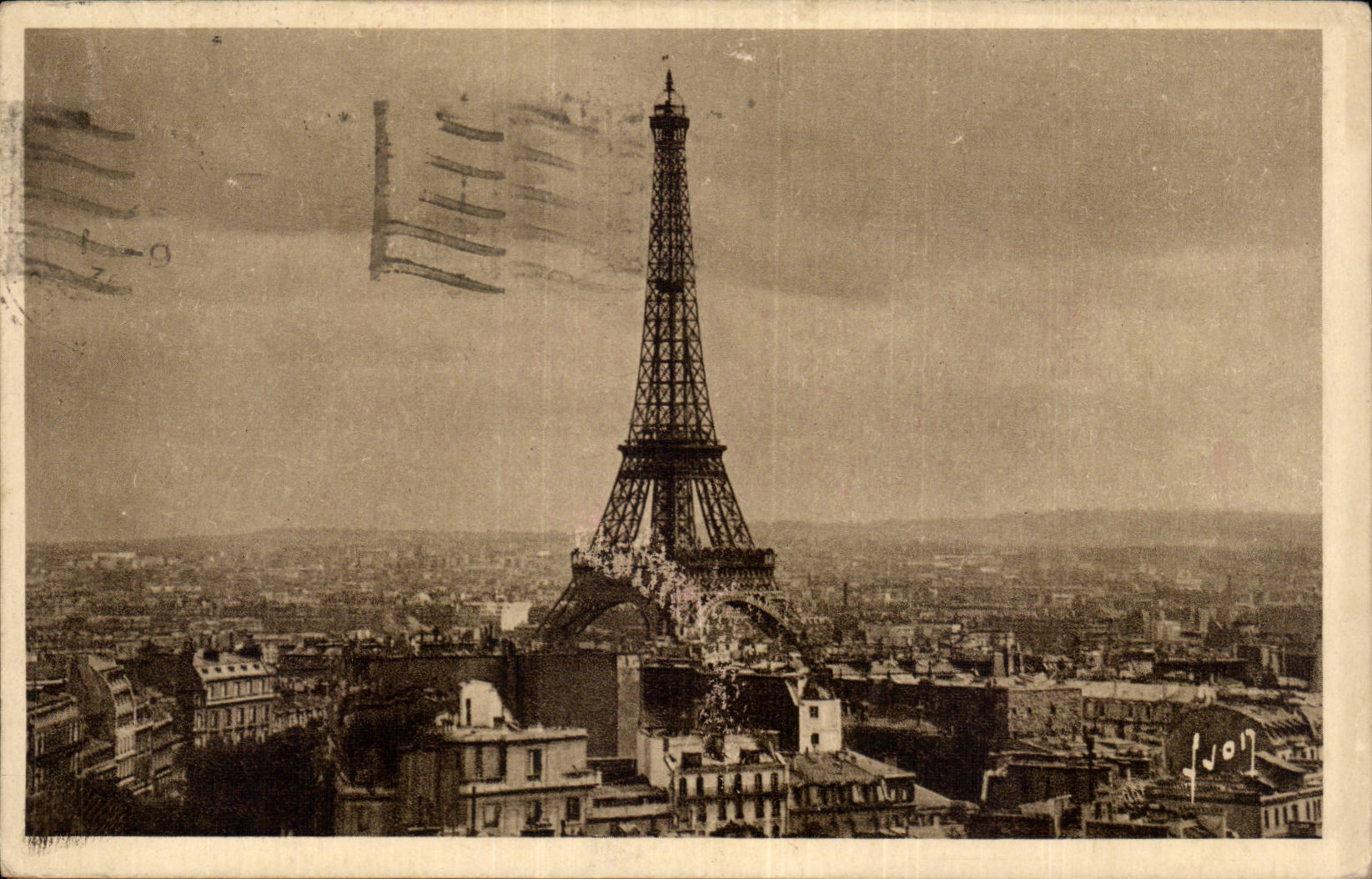CPA Paris La Tour Eiffel