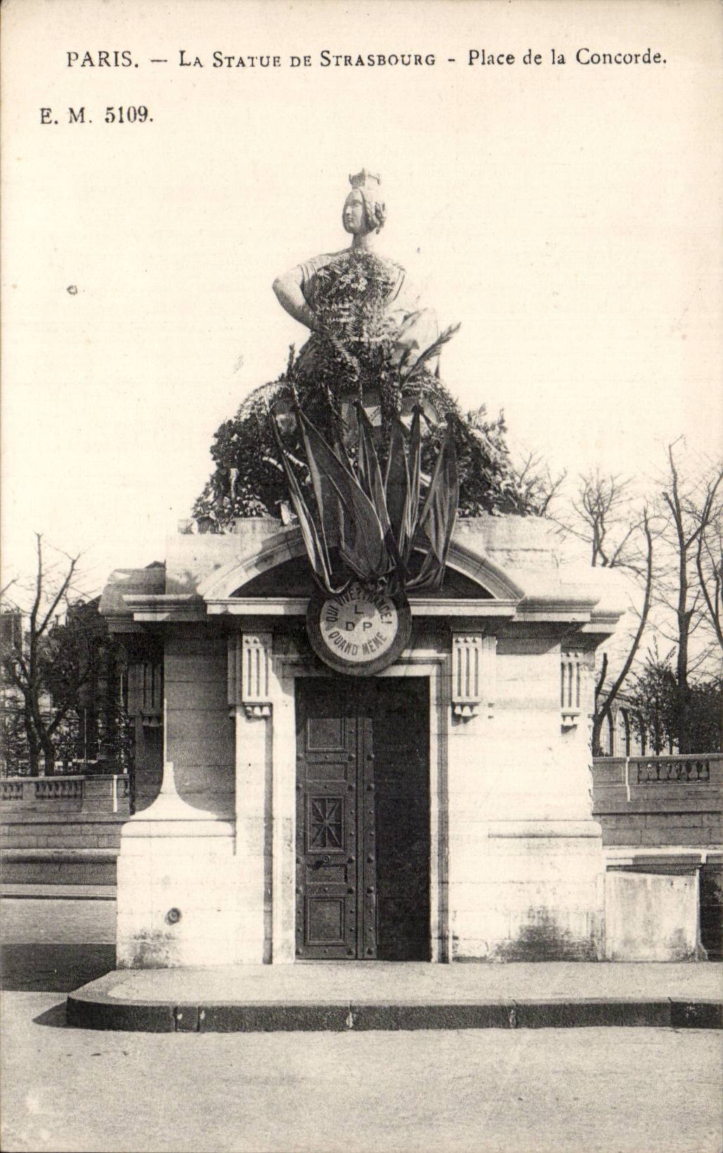 Paris CPA Statue de Strasbourg place de la Concorde