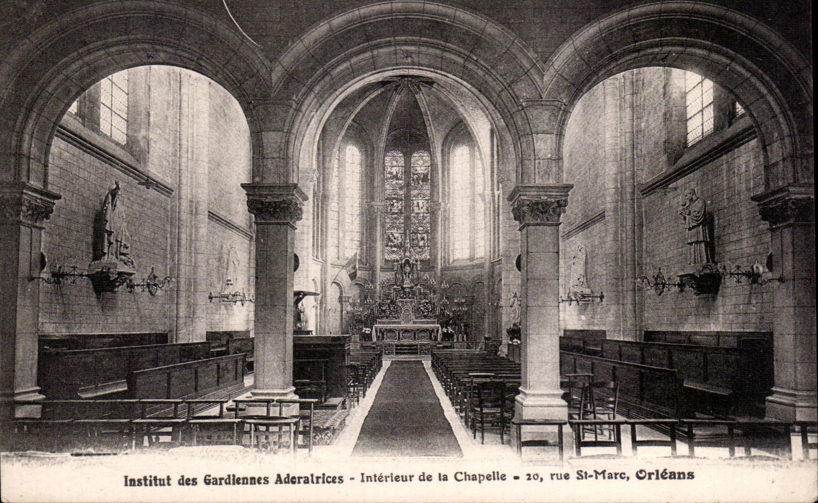 CPA Orleans Institut des gardiennes adoratrices Interieur de la chapelle