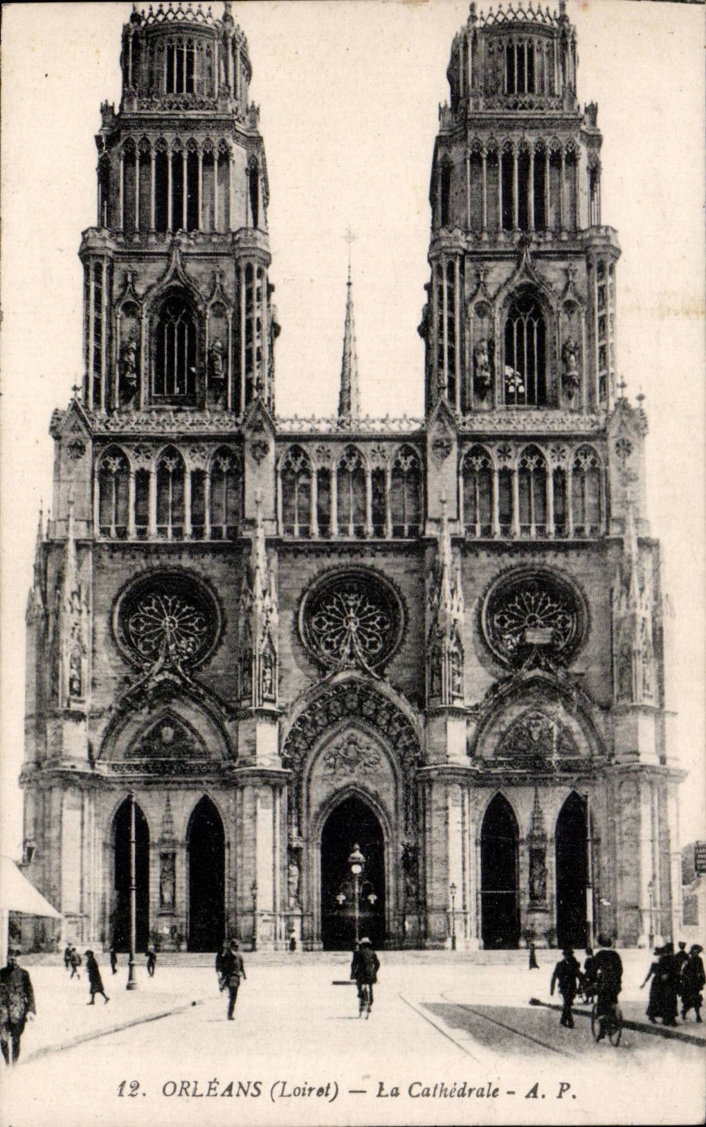 CPA Orleans La cathedrale Eglise Sainte CRoix