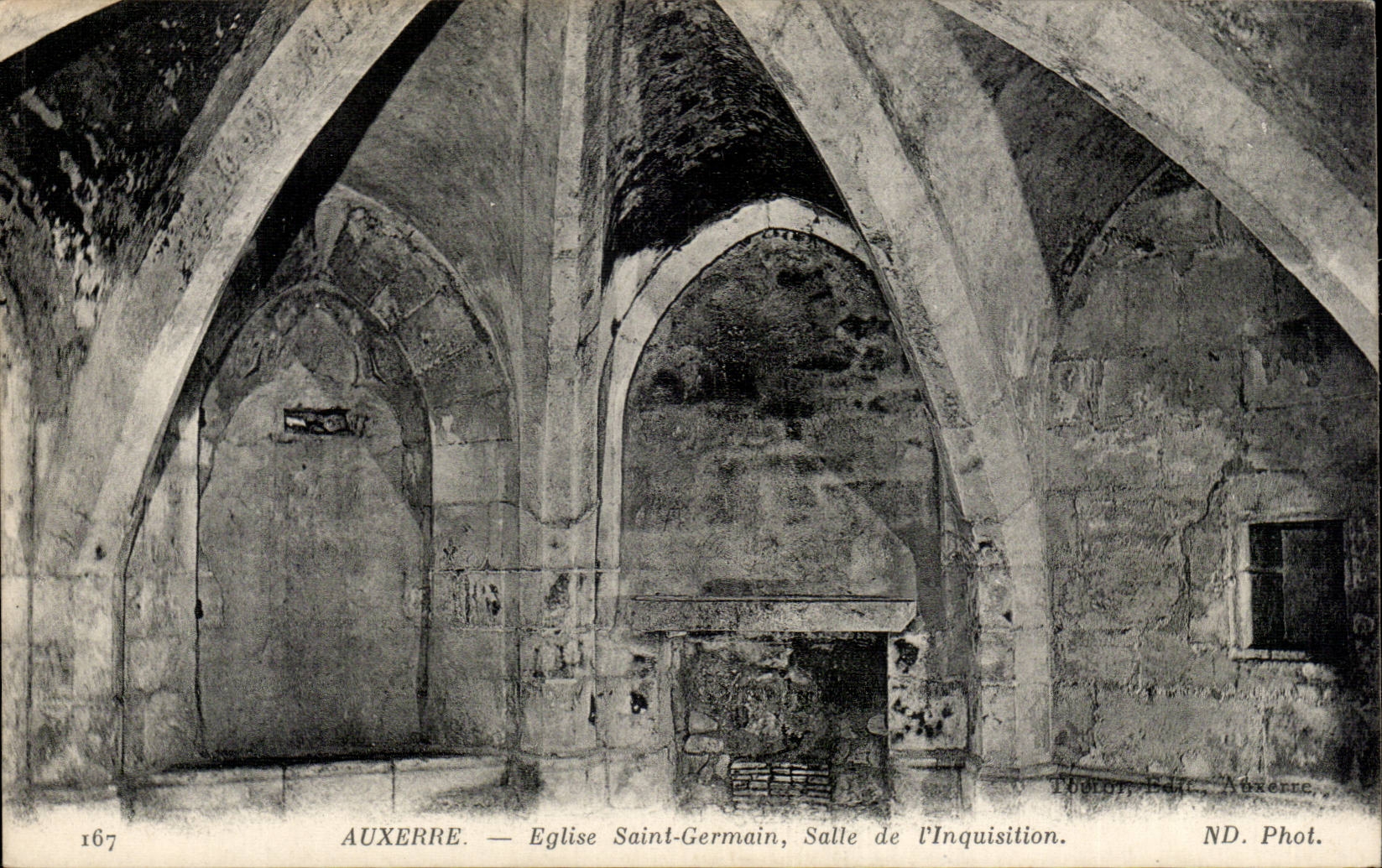 CPA Auxerre Eglise Saint Germain Salle de l'Inquisition