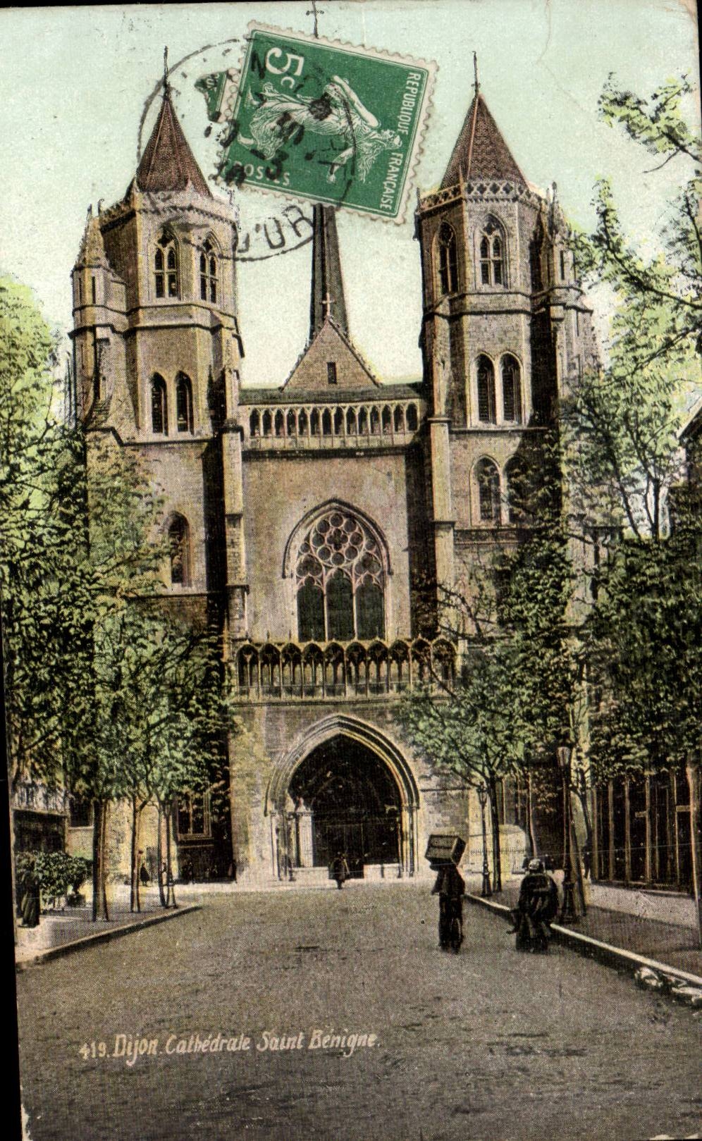 CPA Dijon Cathedrale Saint Benigne