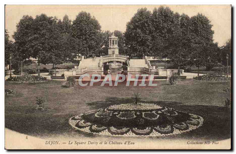 CPA Dijon Le square Darcy et le chateau d'eau