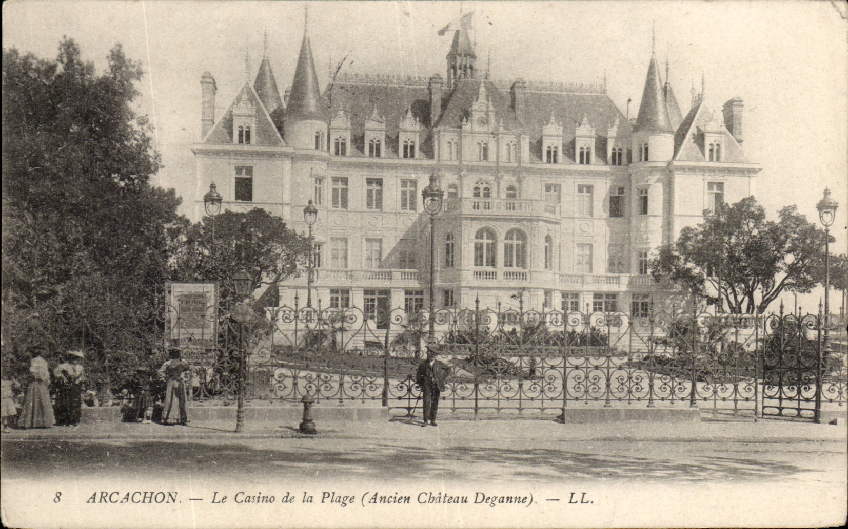 Arcachon — Le Casino de la Plage (Ancien Château Deganne) — LL.