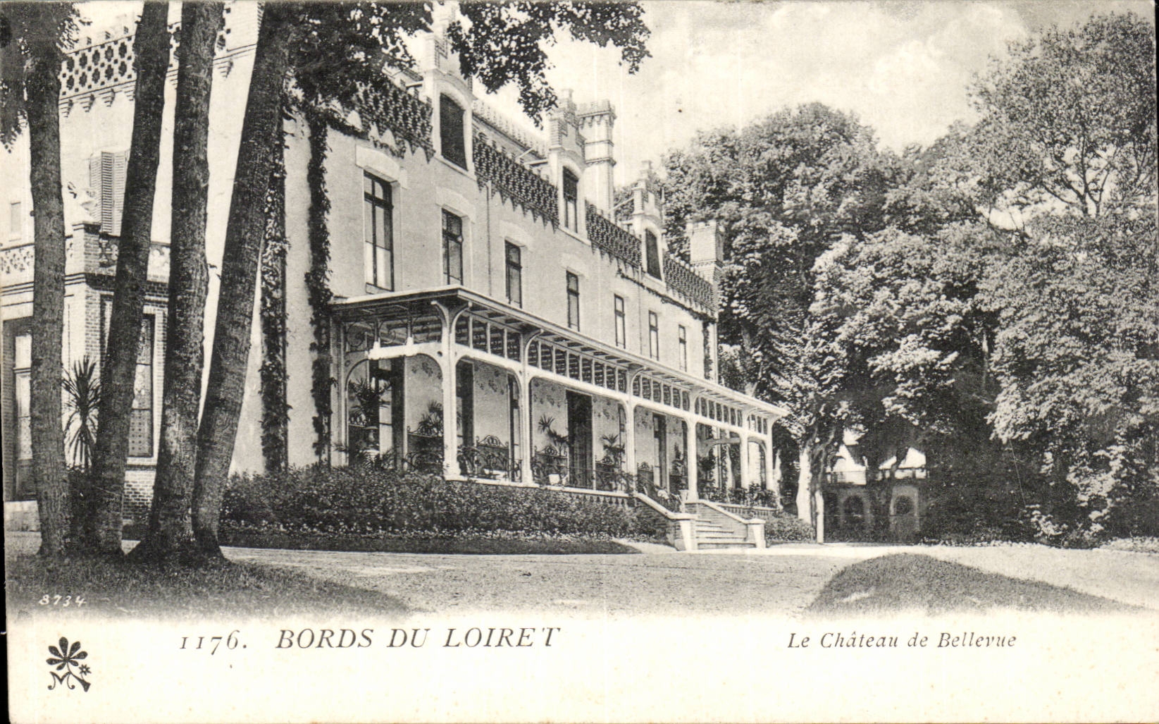CPA Bords du Loiret Le chateau de Bellevue