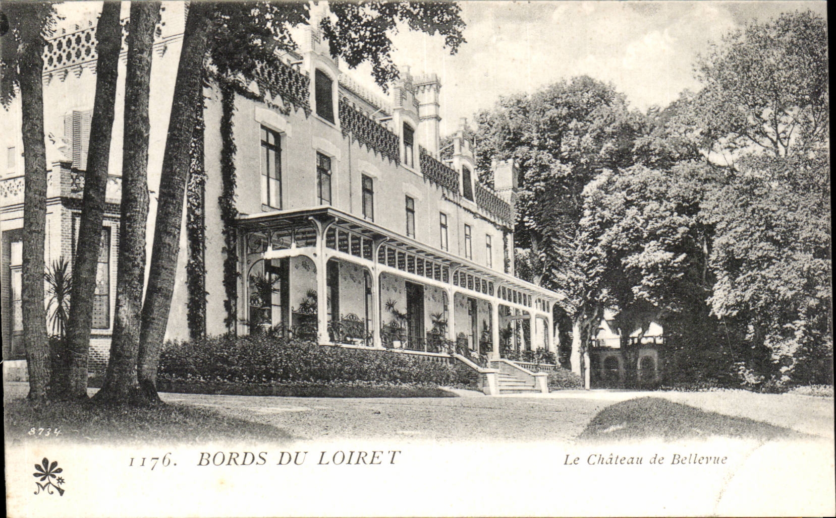CPA Bords du Loiret Le chateau de Bellevue