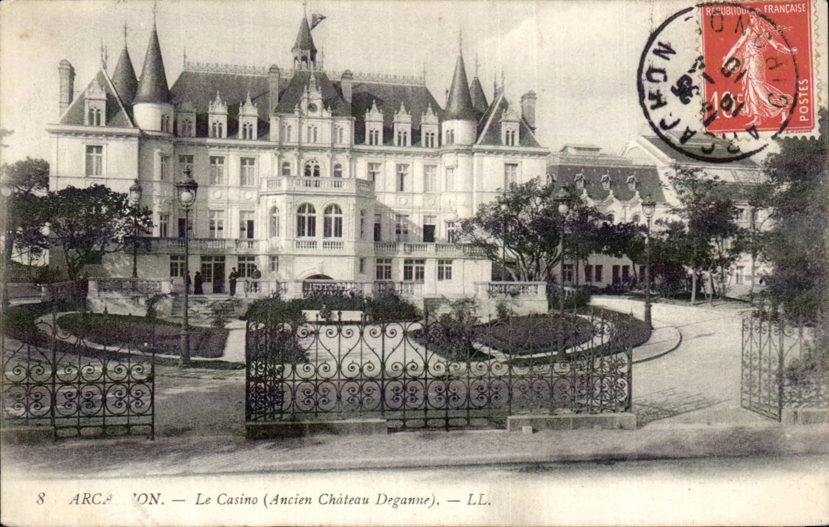 Arcachon — Le Casino (Ancien Château Deganne) — LL.