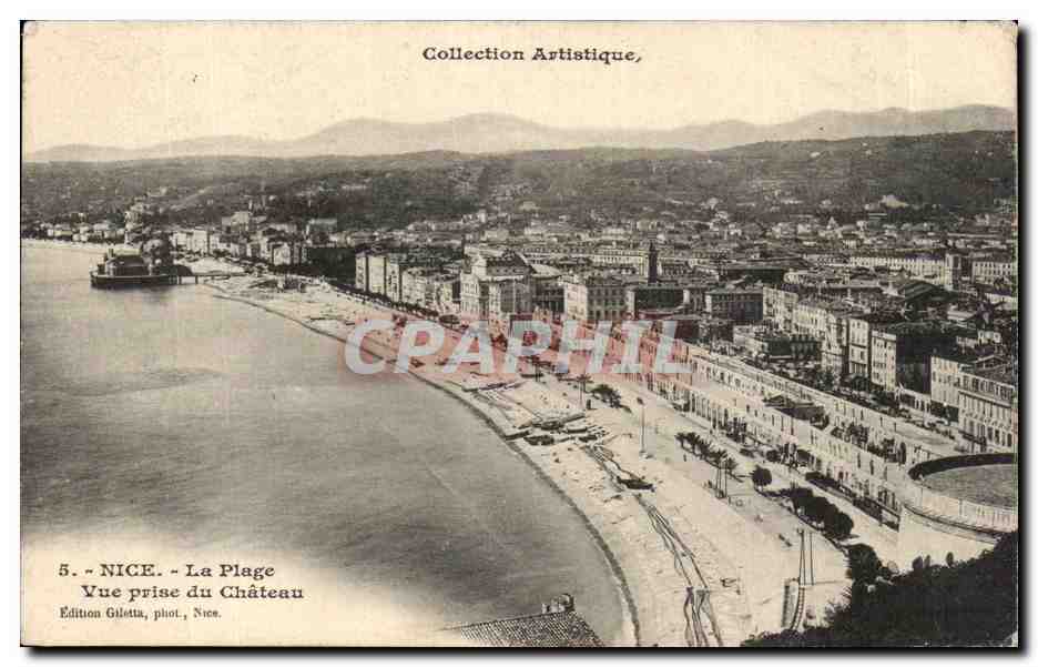 CPA Nice La plage Vue prise du chateau