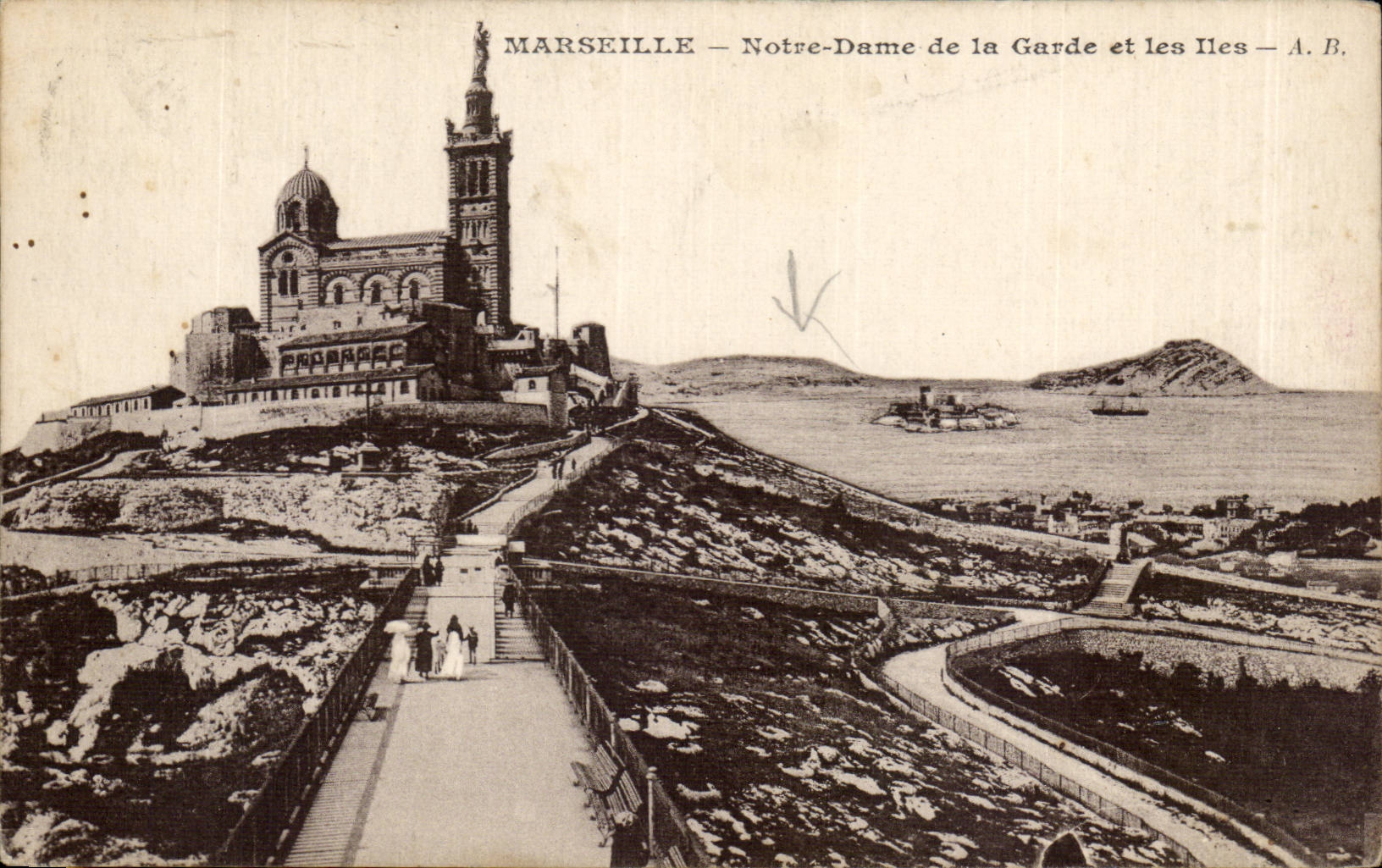 CPA Marseille Notre Dame de la Garde et les iles