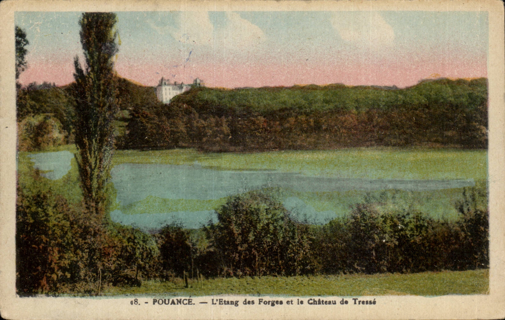 Pouancé — L'Étang des Forges et le Château de Tressé — Édition Castellias