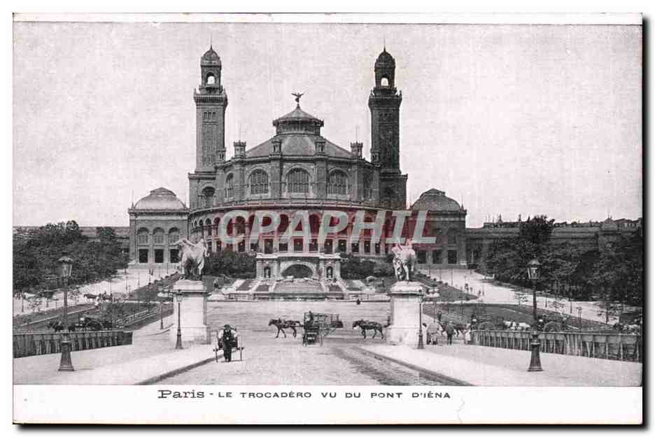 CPA Paris Le Trocadero vu du pont d'iena