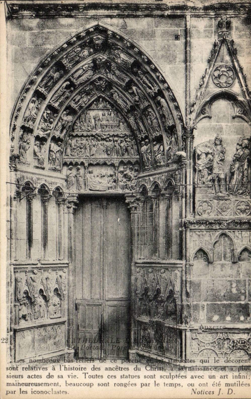 CPA Auxerre Cathedrale Portail 