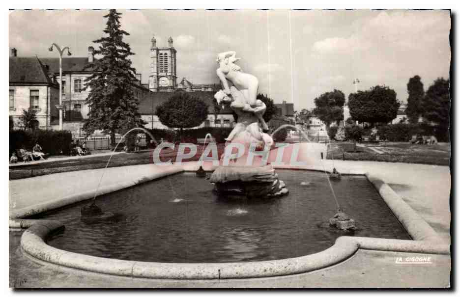 Fontaine de la Cigogne — TROYES (Aube) — éditeur LA CIGOGNE