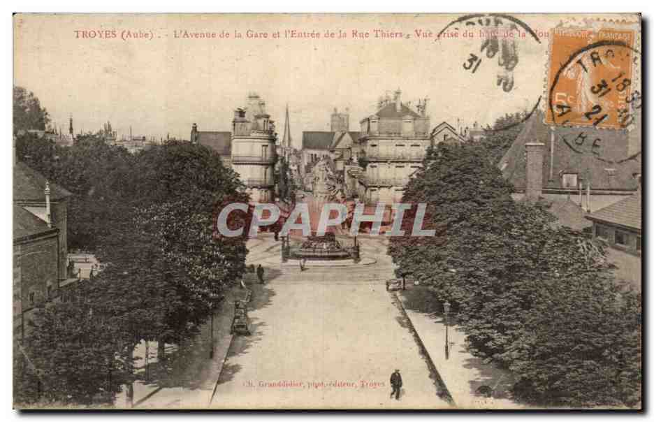 Troyes (Aube) — L'Avenue de la Gare et l'Entrée de la Rue Thiérry — Vue prise du haut de la Tour d'Herbey — Ch. Granddublier, photographe, Troyes