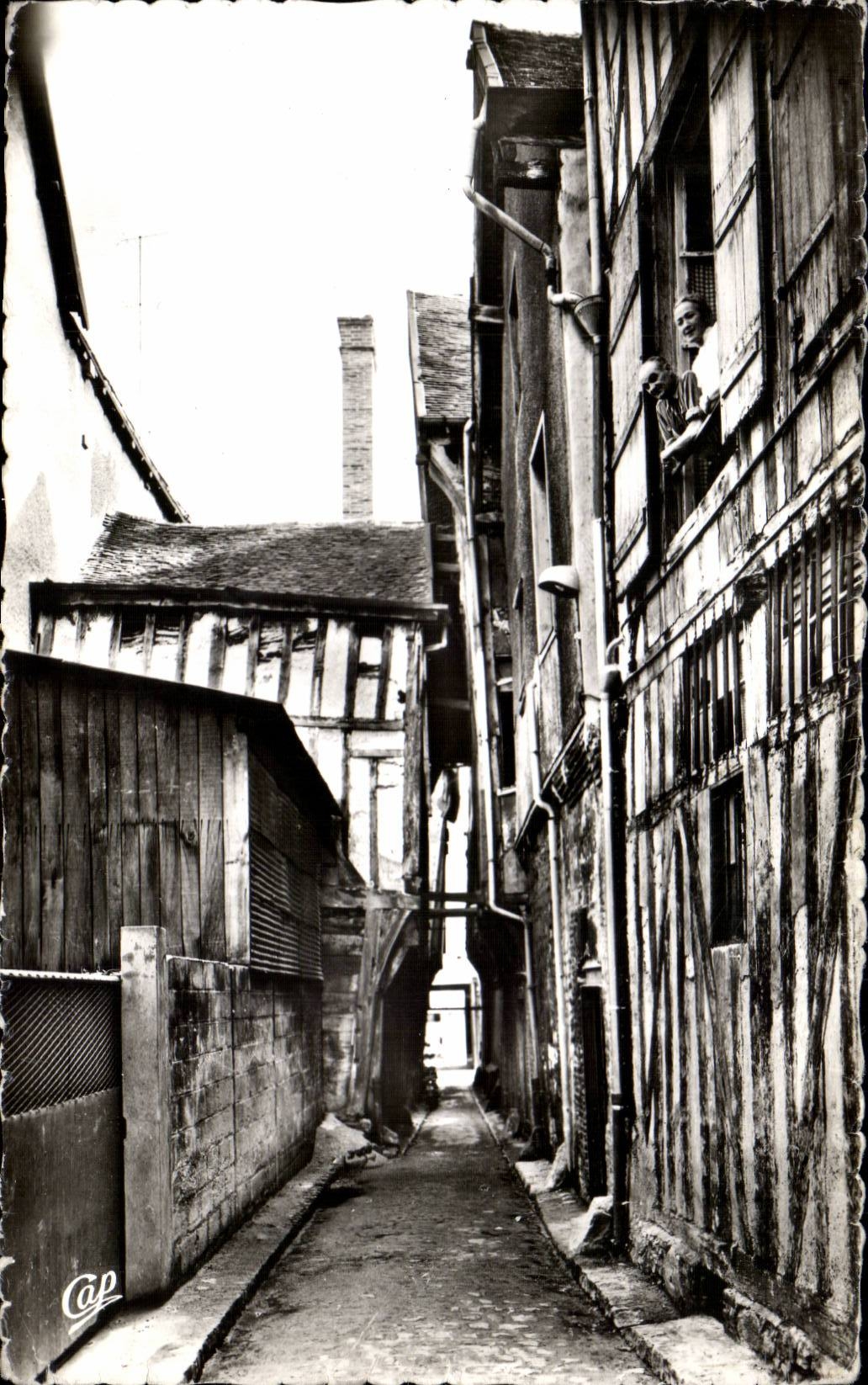 CPA Troyes Ruelle des chats