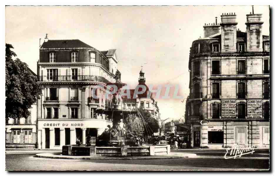 Troyes CPA Fontaine Argence et rue de la Republique