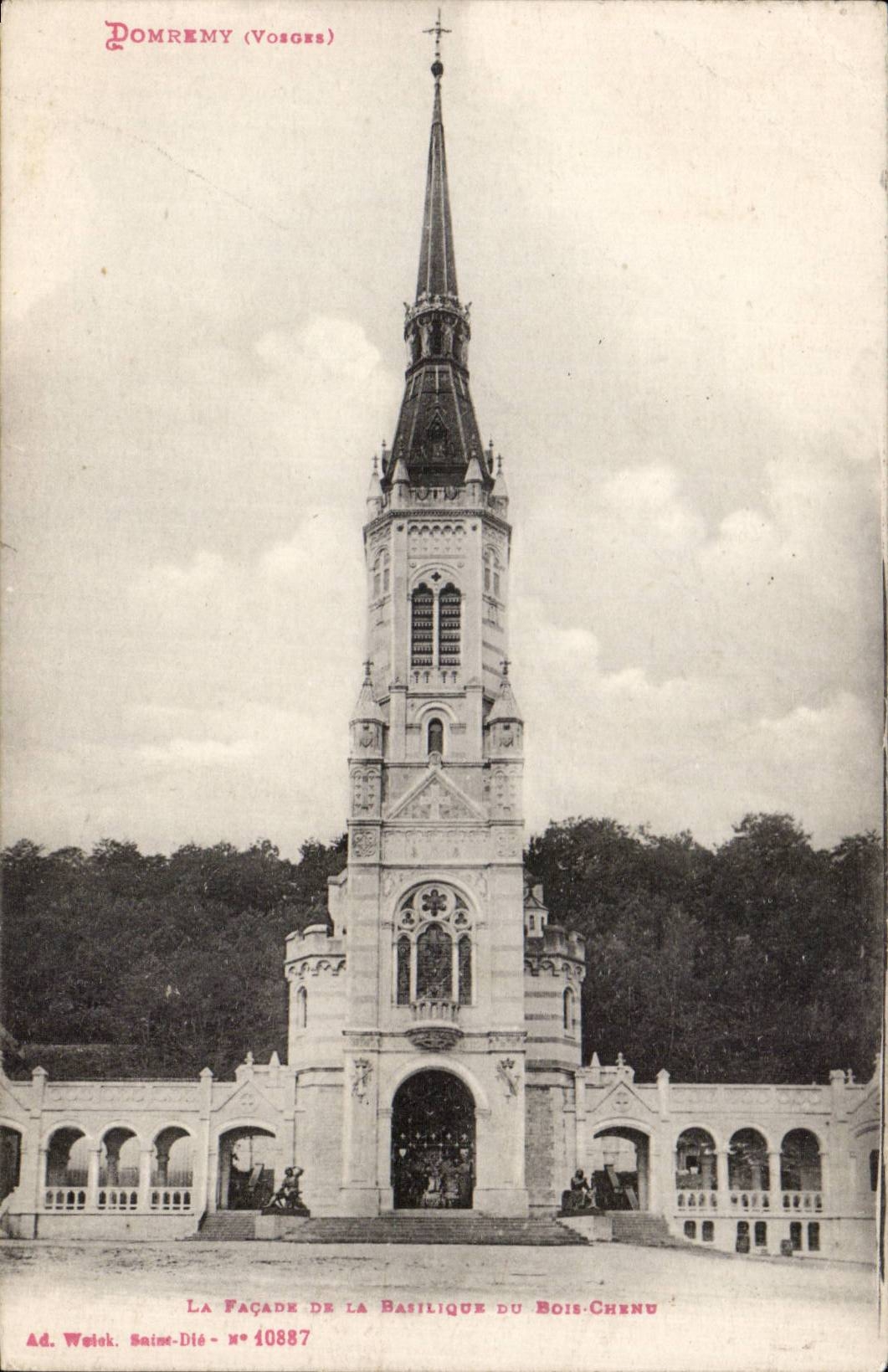 Domremy CPA La facade de la basilique du Bois Chenu