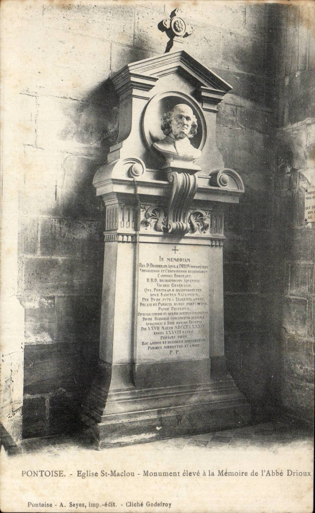 Pontoise CPA Eglise St Maclou Monument eleve a la memoire de l'abbe Drioux