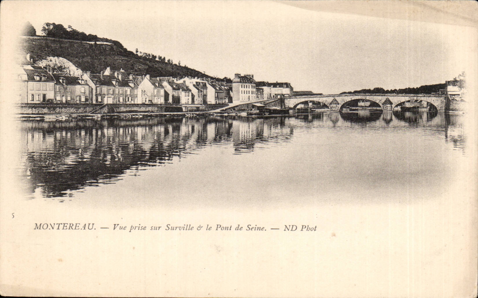CPA Montereau Vue prise sur Surville et le pont de Seine