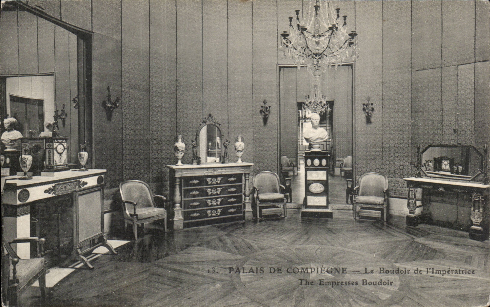 CPA Palais de Compiegne Le boudoir de l'imperatrice 