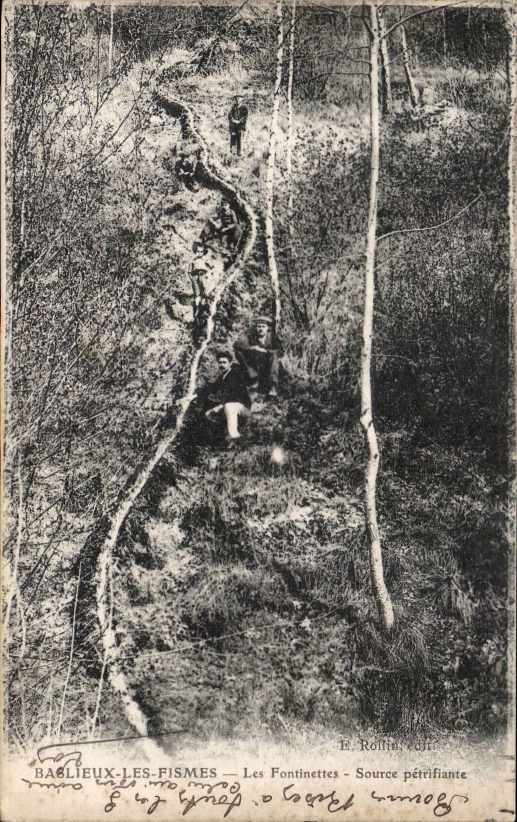 CPA Baslieux les Fismes Les Fontinettes Source petrifiante