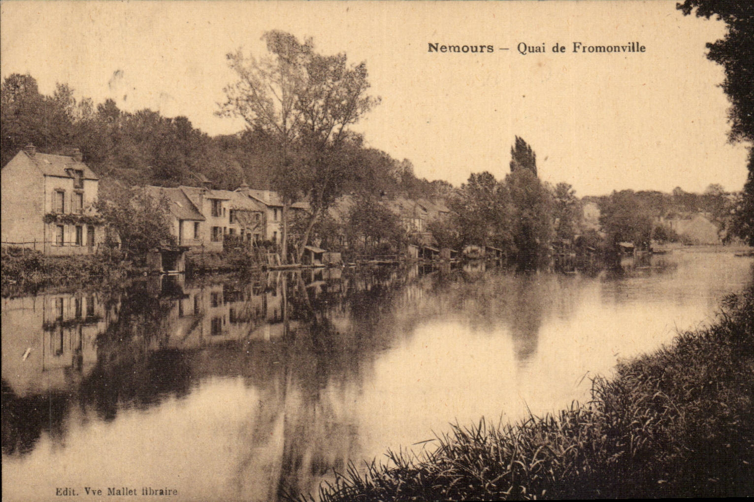 CPA Nemours Quai de Fromonville