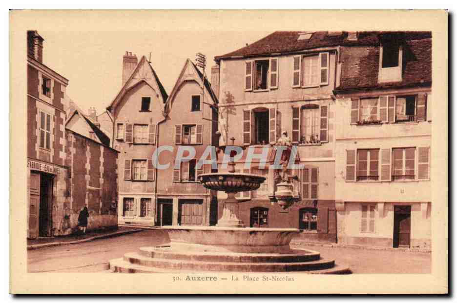 CPA Auxerre La place st Nicolas Fabrique d'Eau de Javel