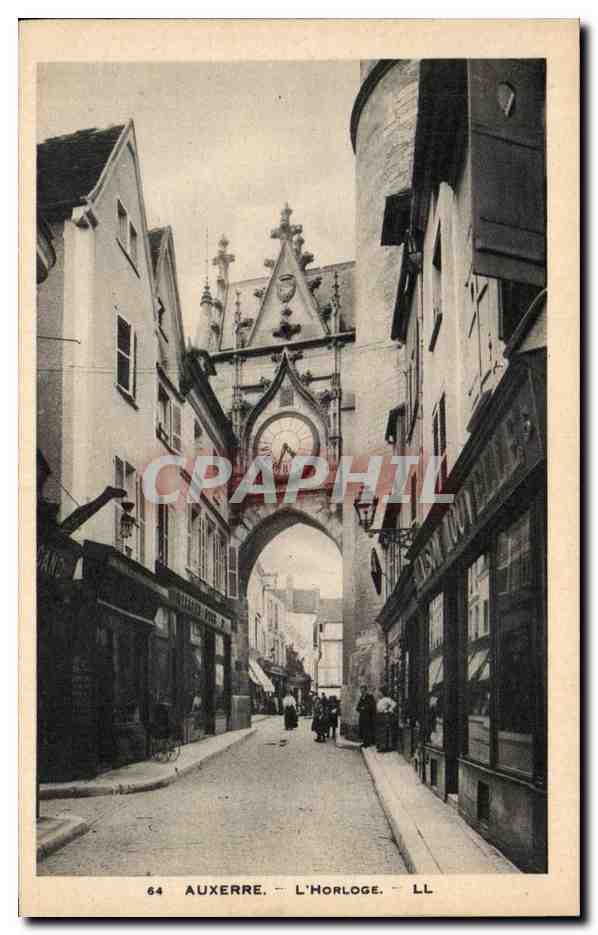 Auxerre CPA L'horloge