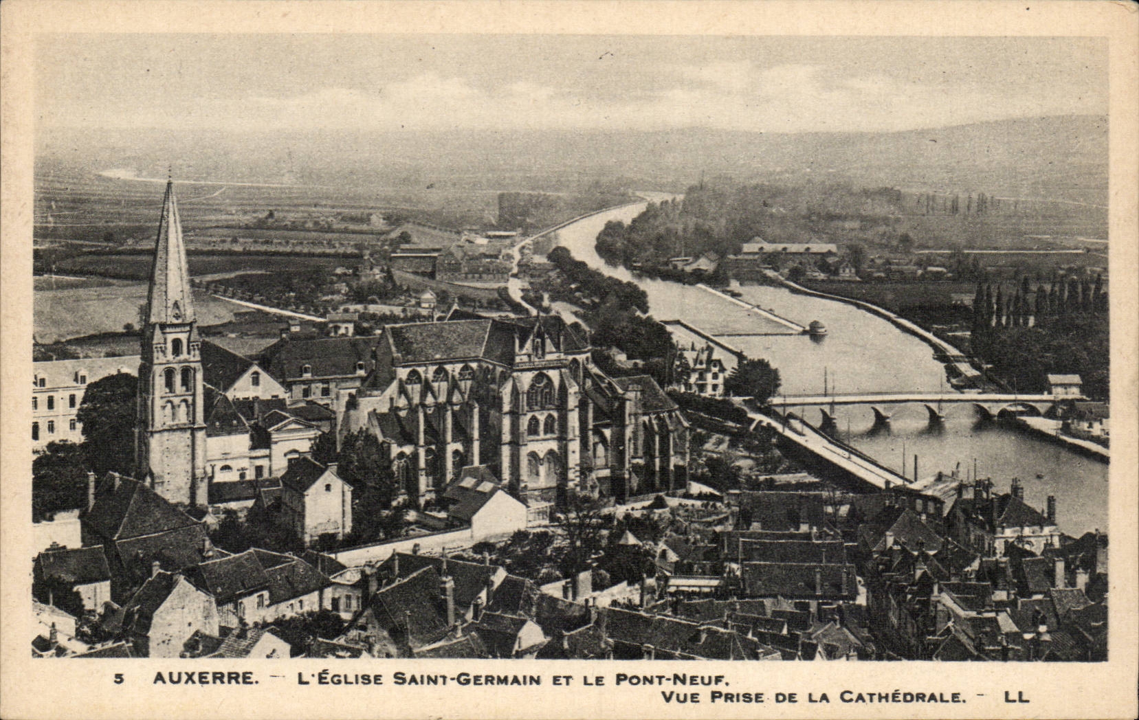 Auxerre CPA Eglise Saint Germain et le pont neuf