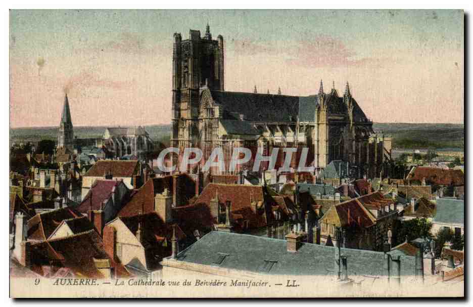 CPA Auxerre La cathedrale vue du Belvedere Manifacier